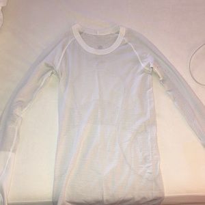 Swiftly tech 2.0 long sleeve